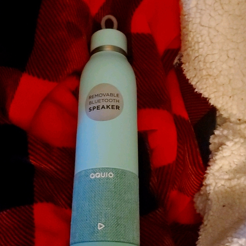 Water bottle/Bluetooth speaker